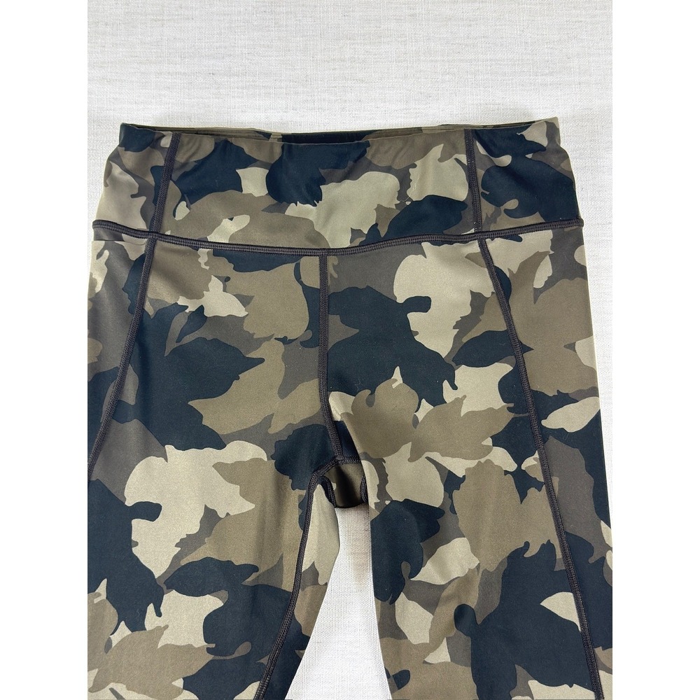 Athleta Camo Leggings Womens Medium Green Camouflage High Rise 7/8 Yoga Pants